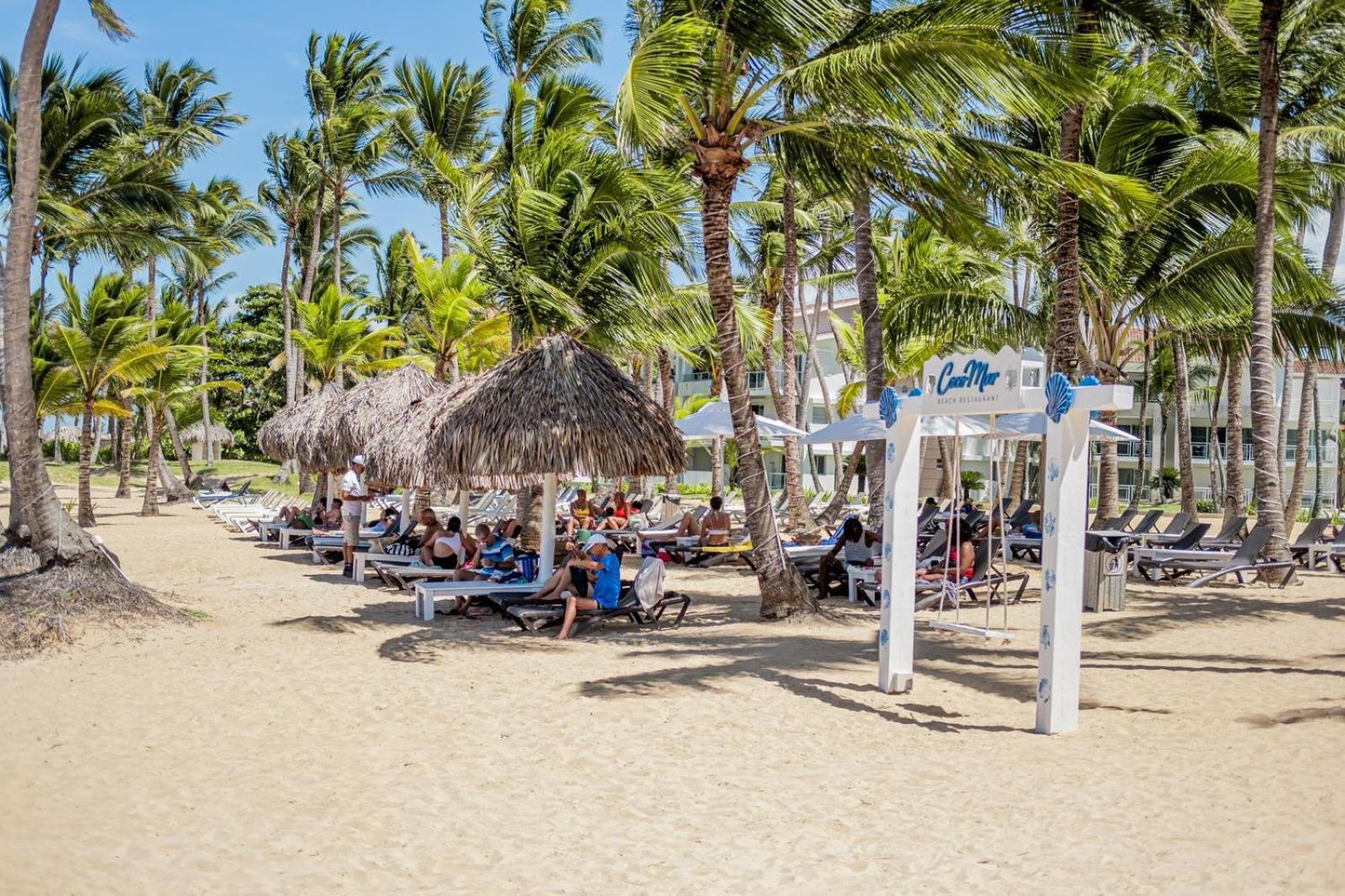 Playa Palmera Beach Resort ปุนตากานา ภายนอก รูปภาพ